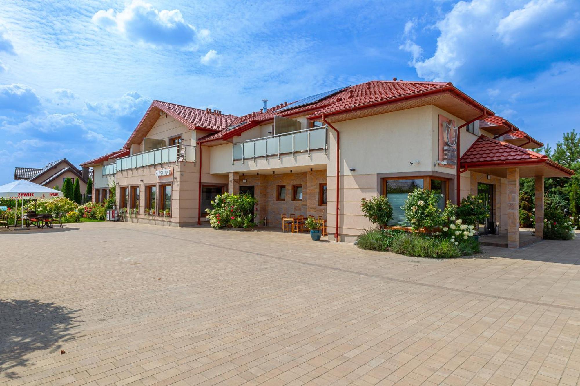 Medical Spa Kwiatowa Leczyca Bagian luar foto